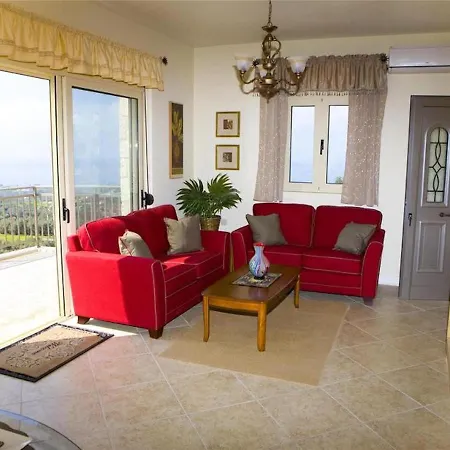 House For 8 Persons, With Swimming Pool *