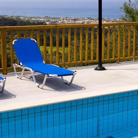 Villa House For 10 Persons, With Swimming Pool *