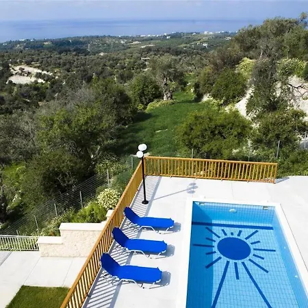 Villa House For 10 Persons, With Swimming Pool
